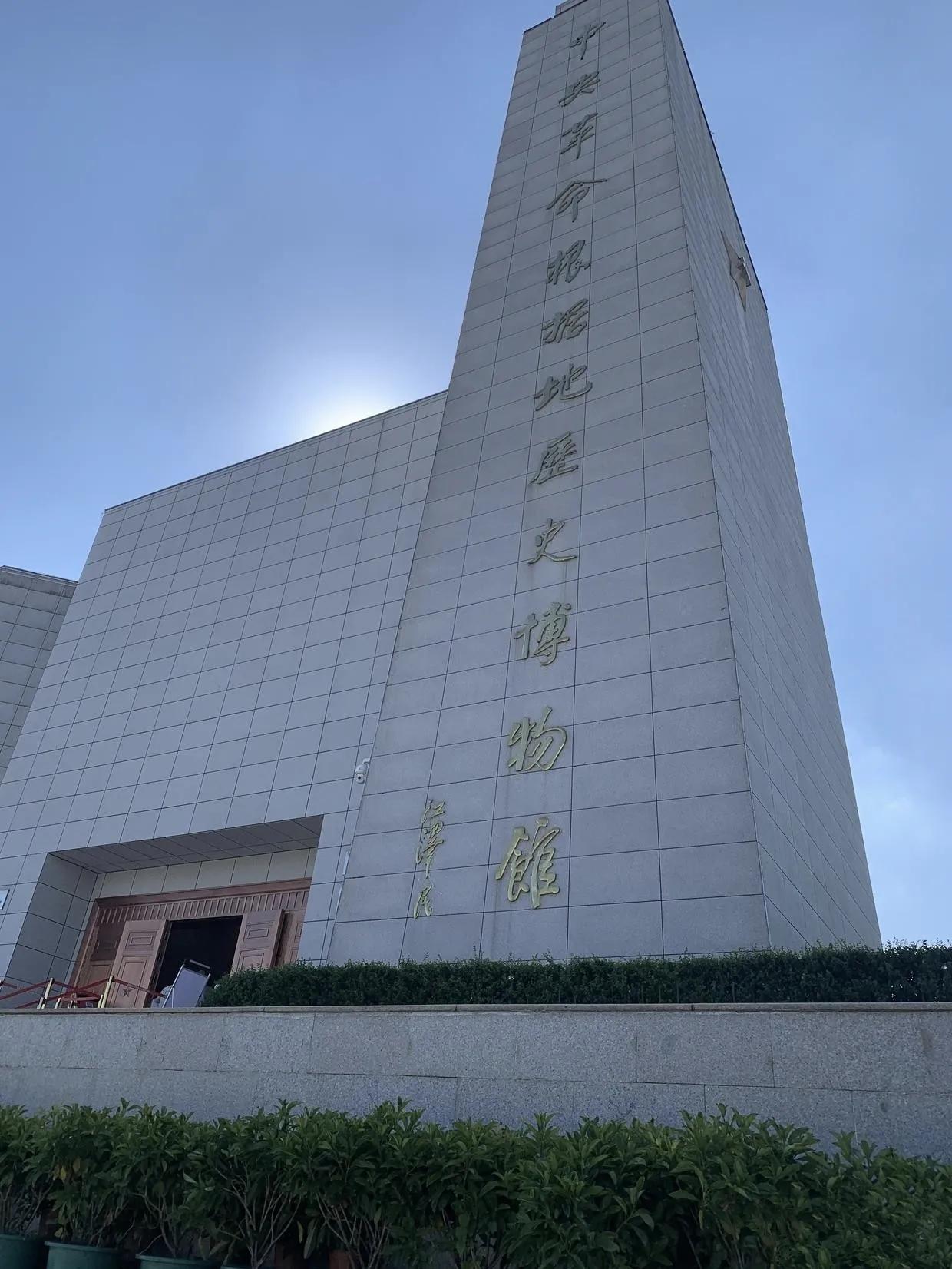 江西，红色足迹映照绿色家园